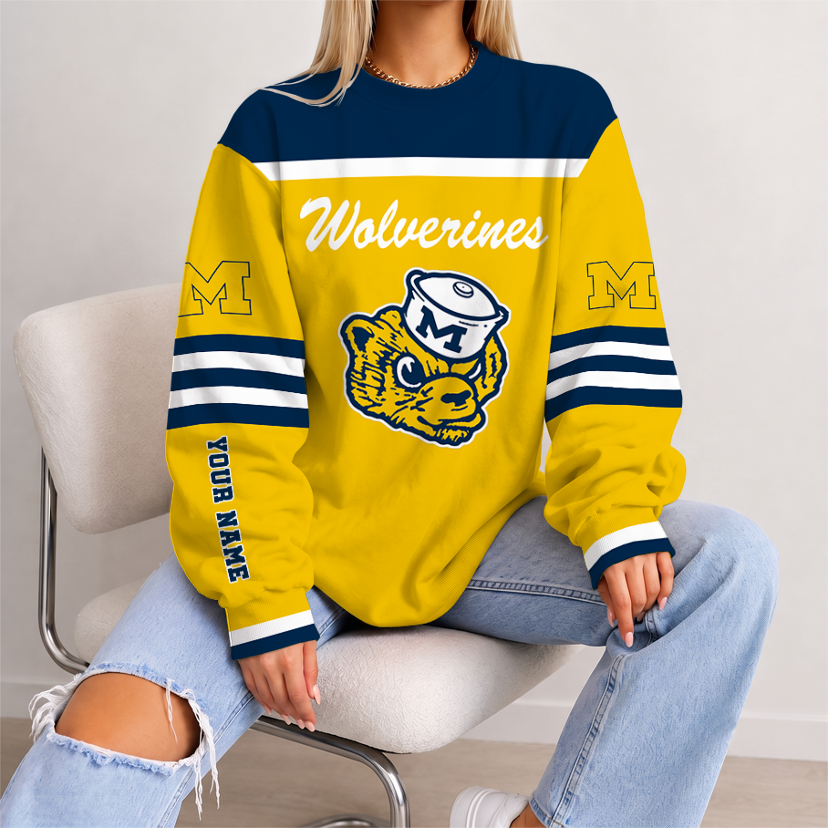 [FAN FAVORITE] NEW CUSTOMIZED NCAA MFF04 MIW MICHIGAN WOLVERINES UNISEX SWEATSHIRT